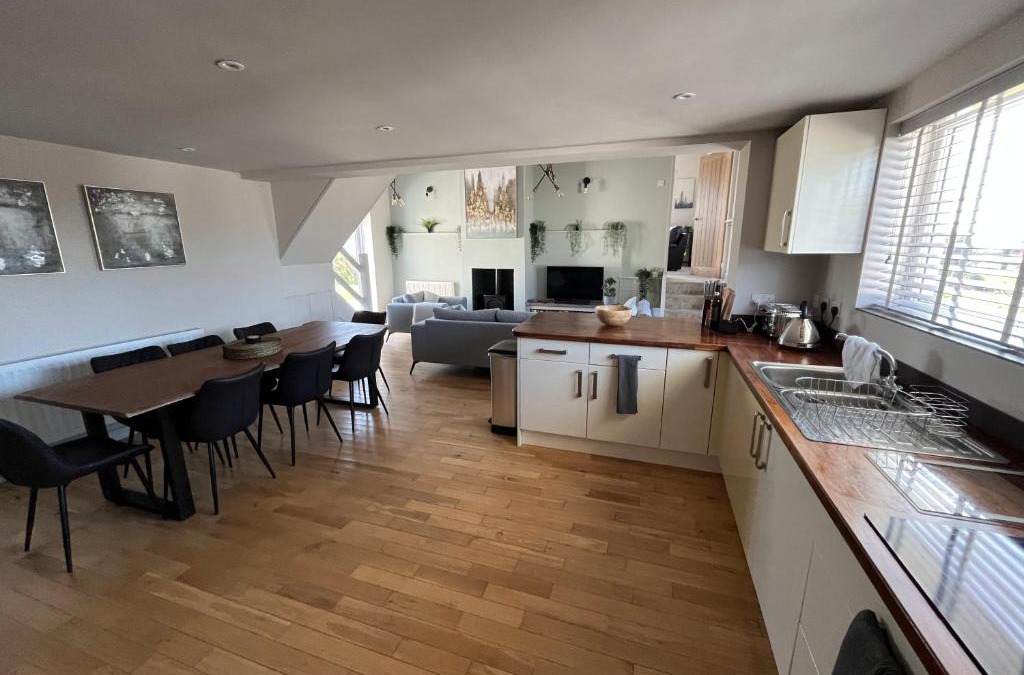Rhoscolyn House | Hilltop