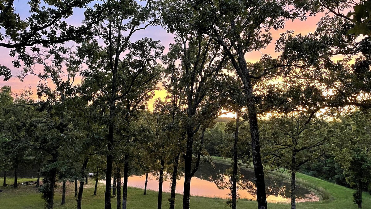 Grand Saline House | Hilltop Hideaway -1500+ sq/ft home - views of private lake on 42 beautiful acres