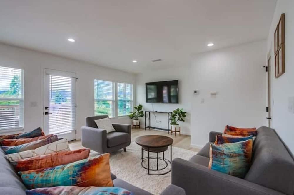 Country Club House | Hilltop Home with views close to all attractions near San Diego