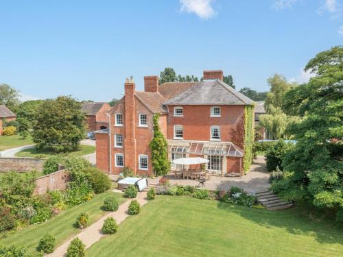 Tenbury Wells House | Hilltop House