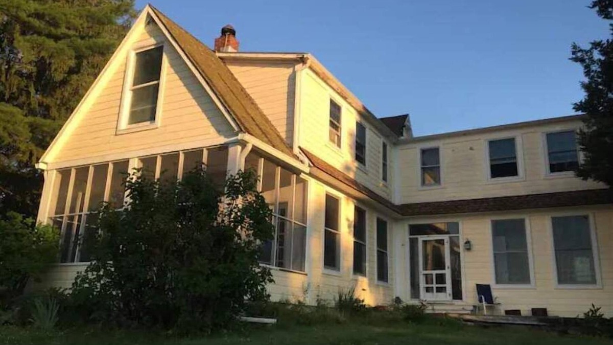 Canaan House | Hilltop House