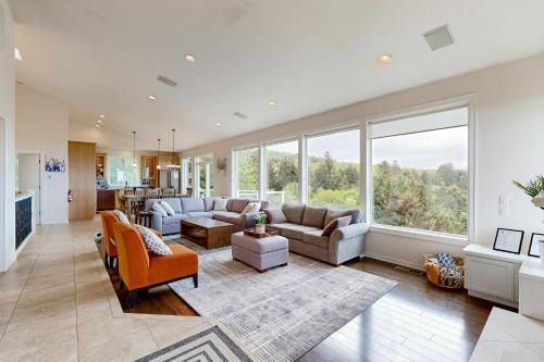Pacific City House | Hilltop House