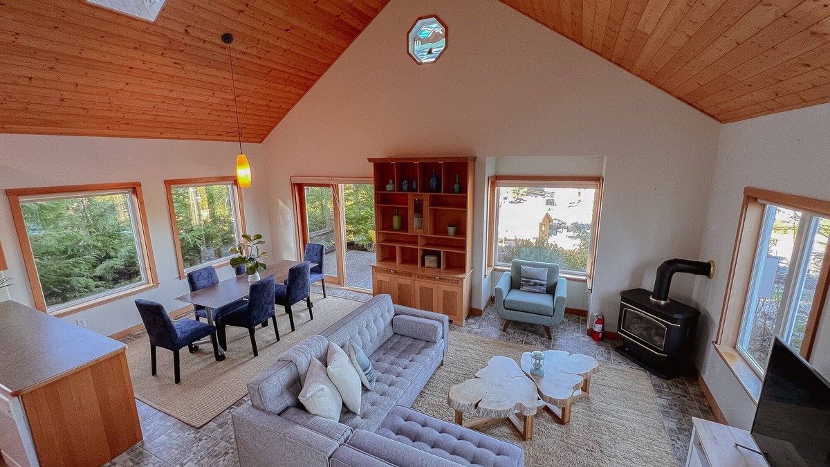 Tofino House | Hilltop Red House-Marina, View, Downtown, Pet, BBQ