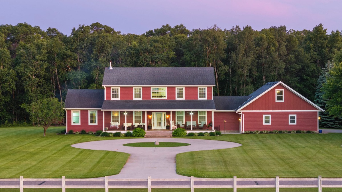 Breezy Point House | Hilltop Retreat! Pool&HotTub|Large Families|Trails