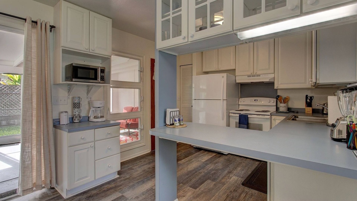 Hilo House | Hilo Hale Kaumana 3 Bedroom Home by RedAwning