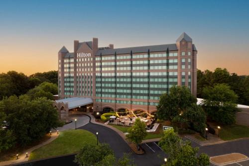 Peachtree Corners Hotel | Hilton Atlanta Northeast