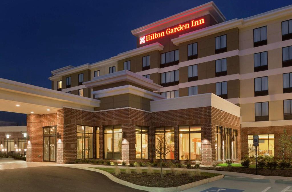 South Hills Hotel | Hilton Garden Inn Pittsburgh Airport South-Robinson Mall