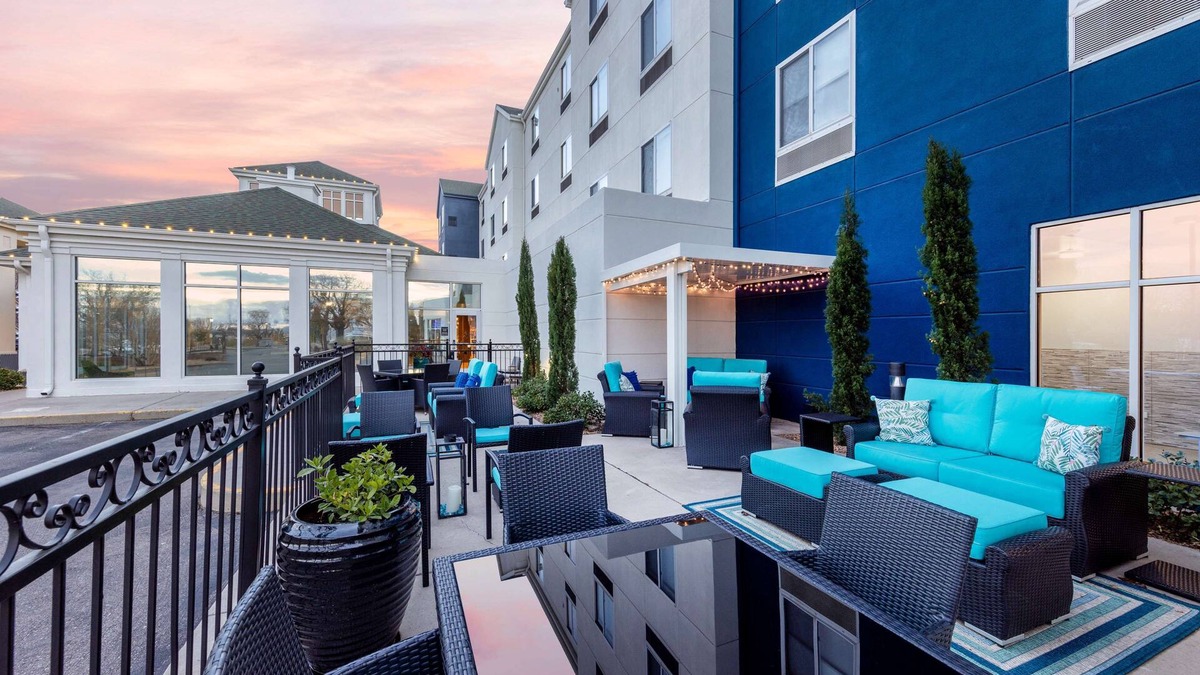 Northeast Heights Hotel | Hilton Garden Inn Albuquerque/Journal Center