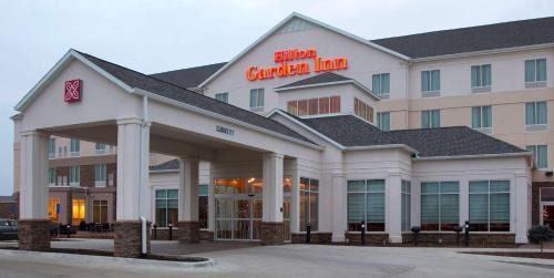 Cedar Falls Hotel | Hilton Garden Inn Cedar Falls Conference Center