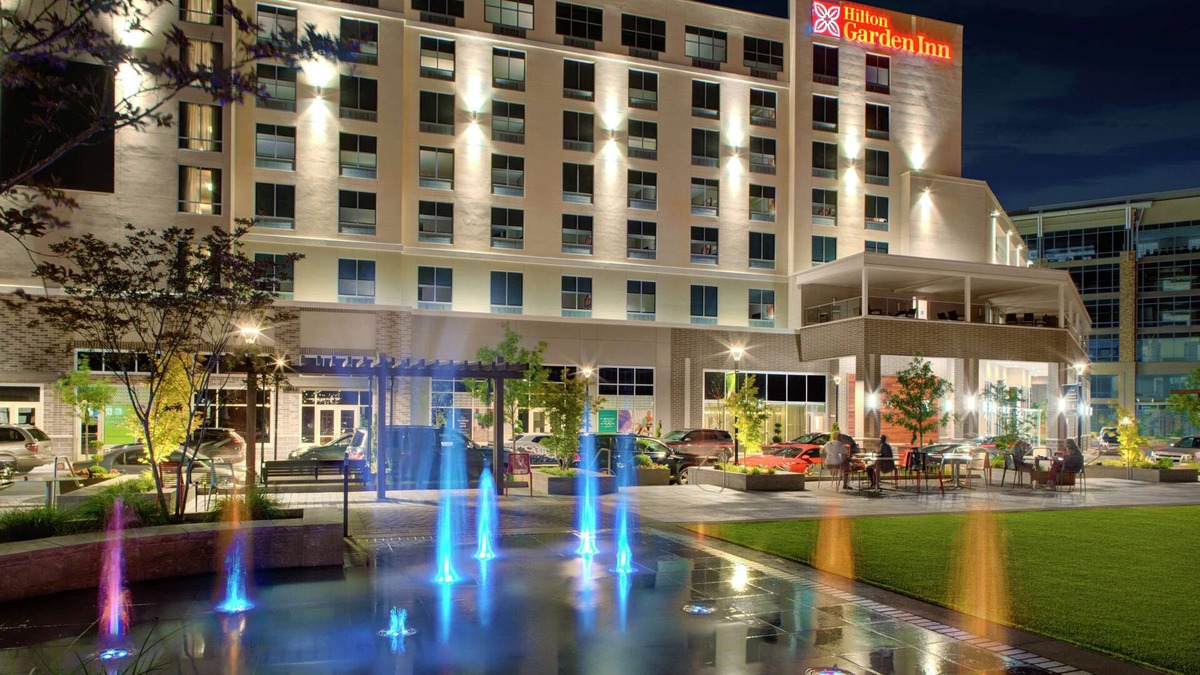 Charlotte Hotel | Hilton Garden Inn Charlotte Waverly, NC