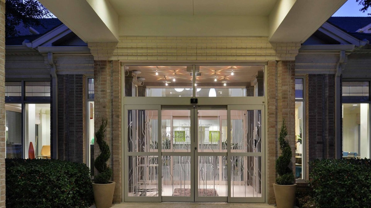 Addison Hotel | Hilton Garden Inn Dallas/Addison