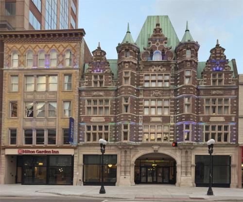 Downtown Dayton Hotel | Hilton Garden Inn Dayton Downtown