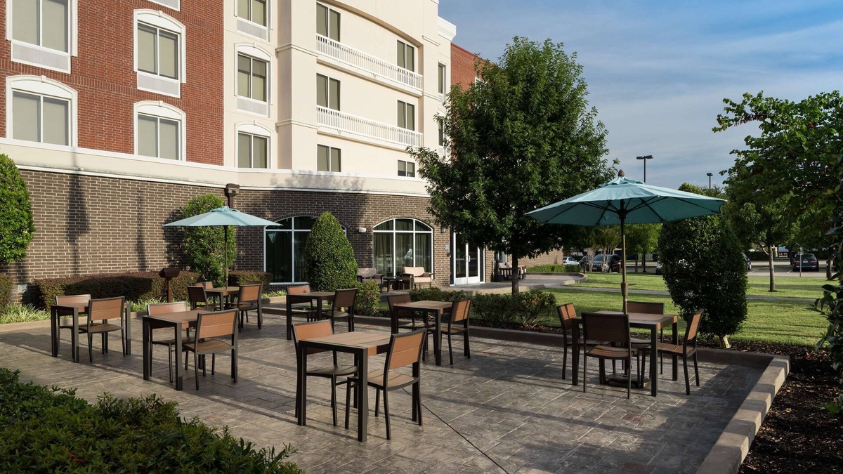 Grapevine Hotel | Hilton Garden Inn DFW North Grapevine