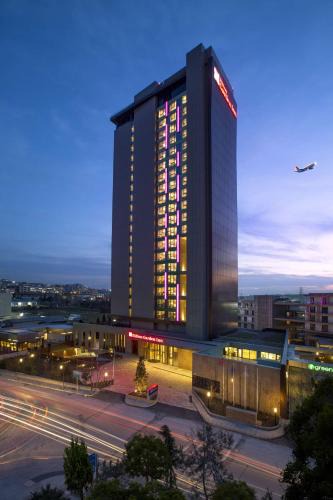Bahcelievler Hotel | Hilton Garden Inn Istanbul Atatürk Airport