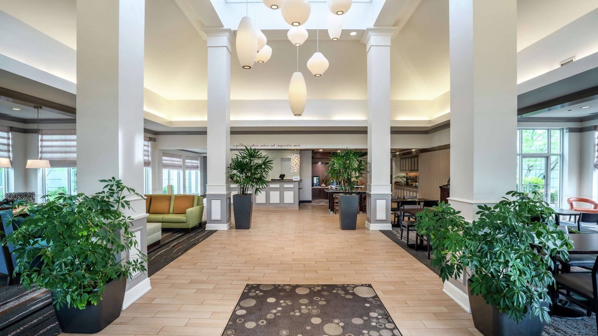 Jeffersontown Hotel | Hilton Garden Inn Louisville East