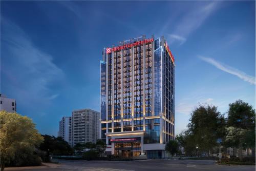 Xinyi Hotel | Hilton Garden Inn Maoming Xinyi