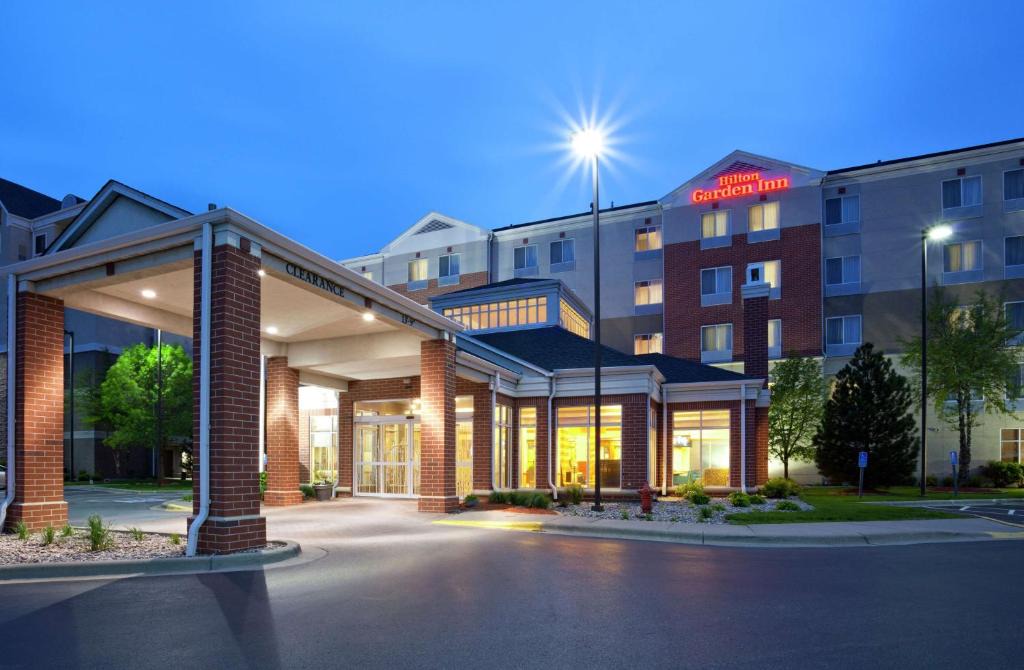 West Bloomington Hotel | Hilton Garden Inn Minneapolis/Bloomington