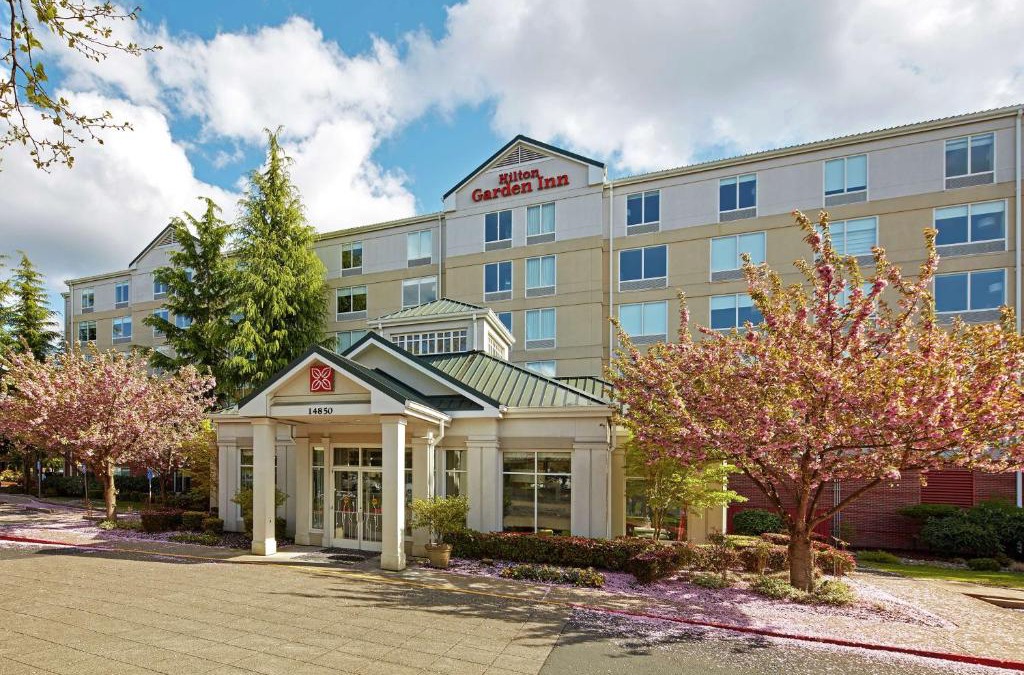 Lake Forest Hotel | Hilton Garden Inn Portland Lake Oswego