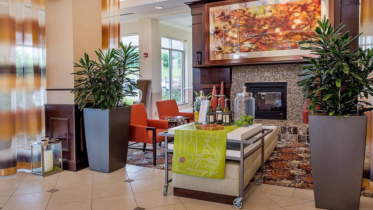 Airport Township Hotel | Hilton Garden Inn St. Louis Airport