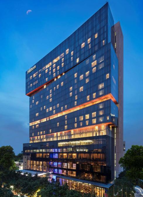 Guangzhou Central Business District Hotel | Hilton Guangzhou Tianhe - Free Shuttle Bus and Registration Counter Available during Canton Fair Period