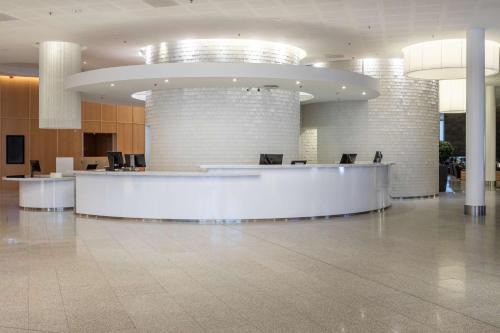 Aviapolis Hotel | Hilton Helsinki Airport