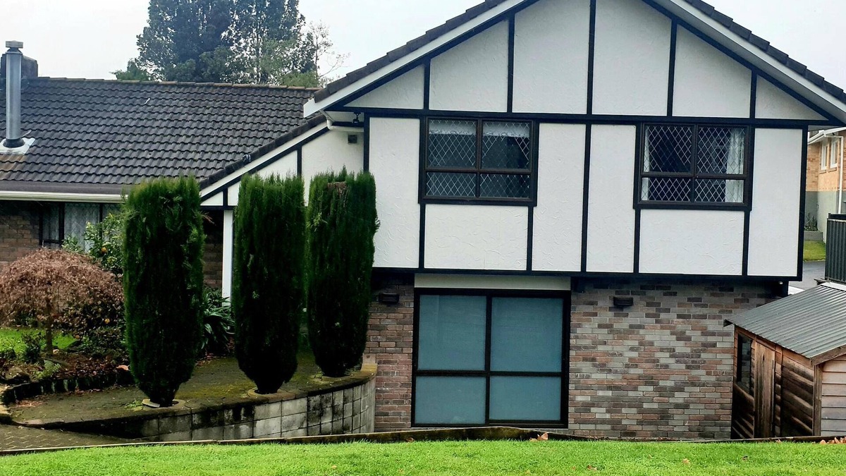 Lynmore House | Hilton Holiday | Lynmore Location with Spa Pool