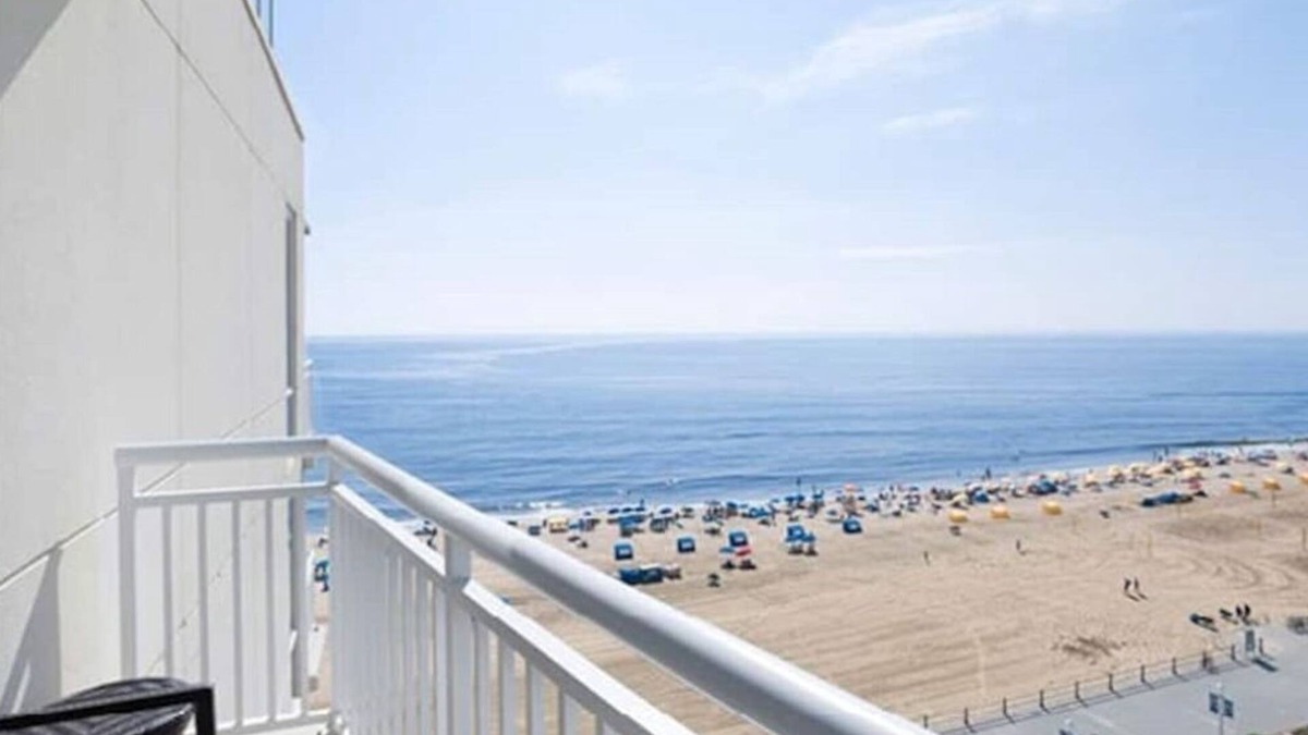 Northeast Virginia Beach Resort | Hilton Oceanaire Resort Escape – Oceanfront Bliss with Dual Oceanview Balconies!
