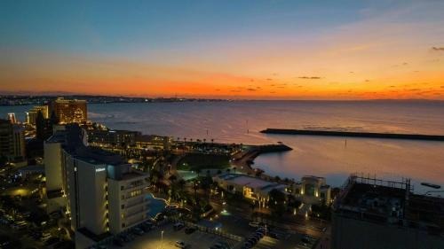 Mihama Resort | Hilton Okinawa Chatan Resort