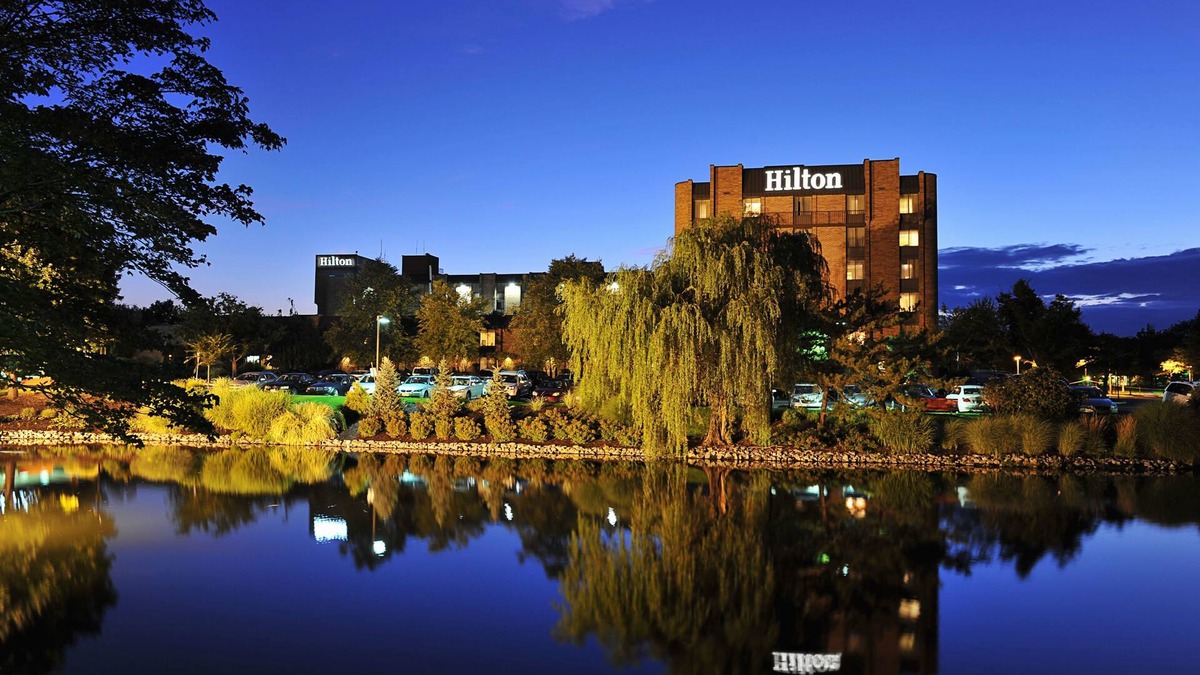Cedar Knolls Hotel | Hilton Parsippany