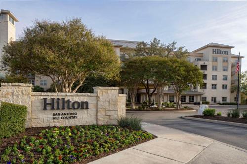 West San Antonio Hotel | Hilton San Antonio Hill Country