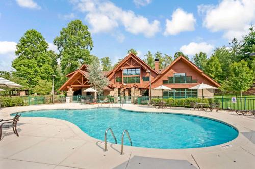 Pittman Center Resort | Hilton Vacation Club Bent Creek Golf Village Gatlinburg