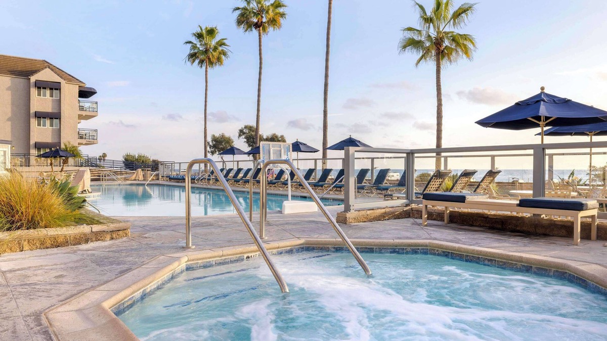 Capistrano Beach Hotel | Hilton Vacation Club Riviera Beach & Shores