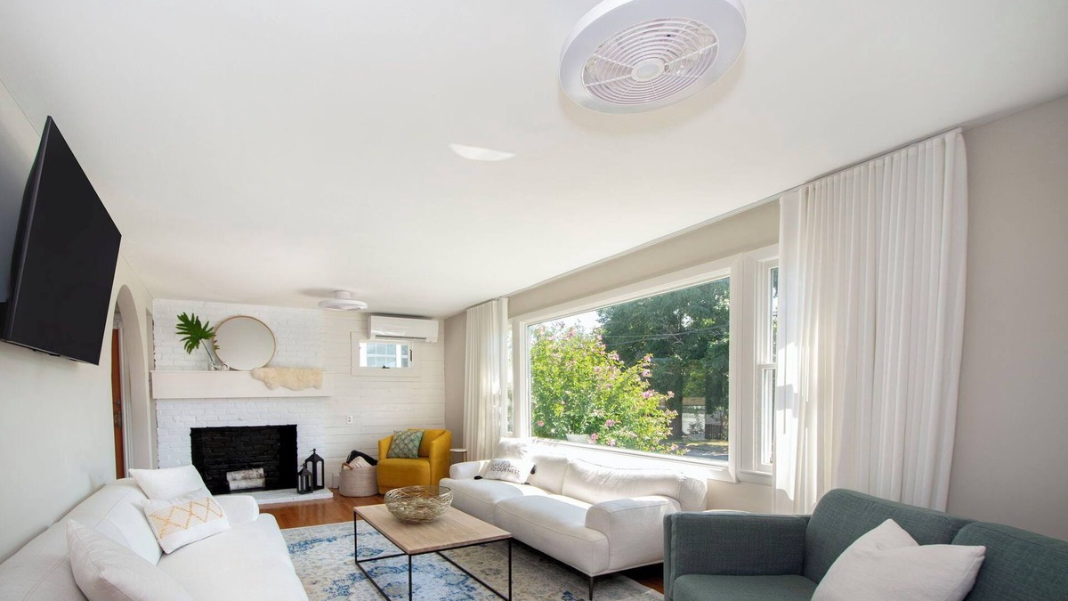 Kenberma House | Hingham Family Visit Ocean Views Private Yard in Hull Perfect for Large Families