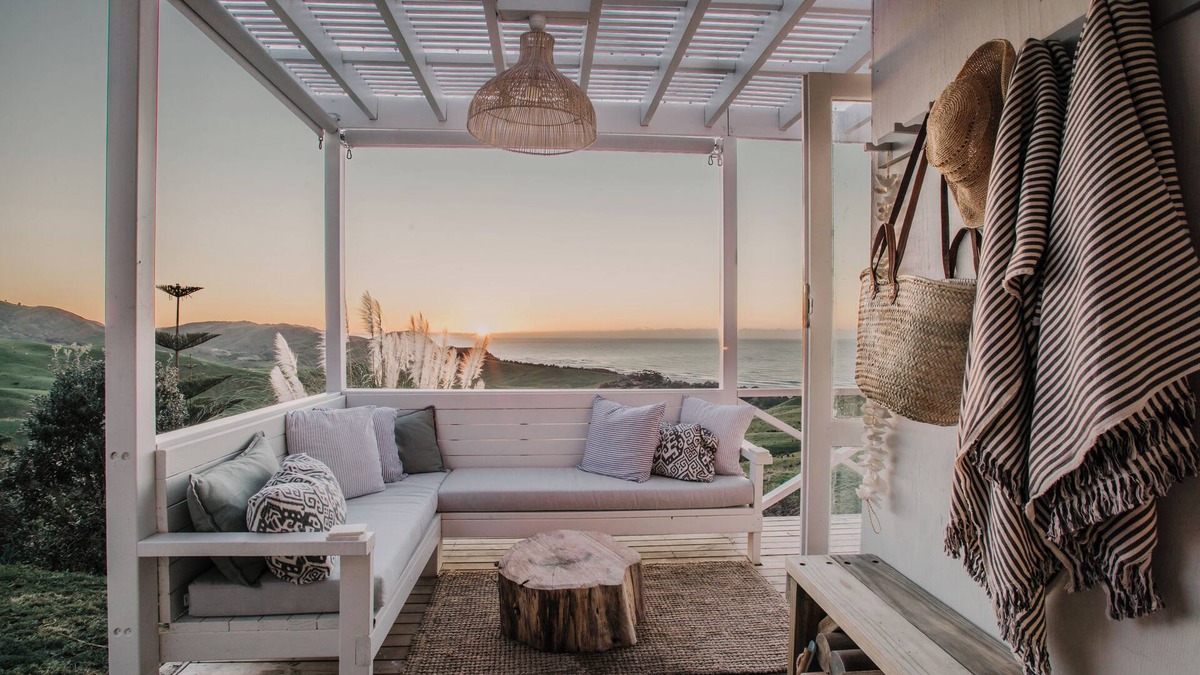 Gisborne Cabin | Hinterland Retreat. Coastal glamping cabin minutes from the surf.