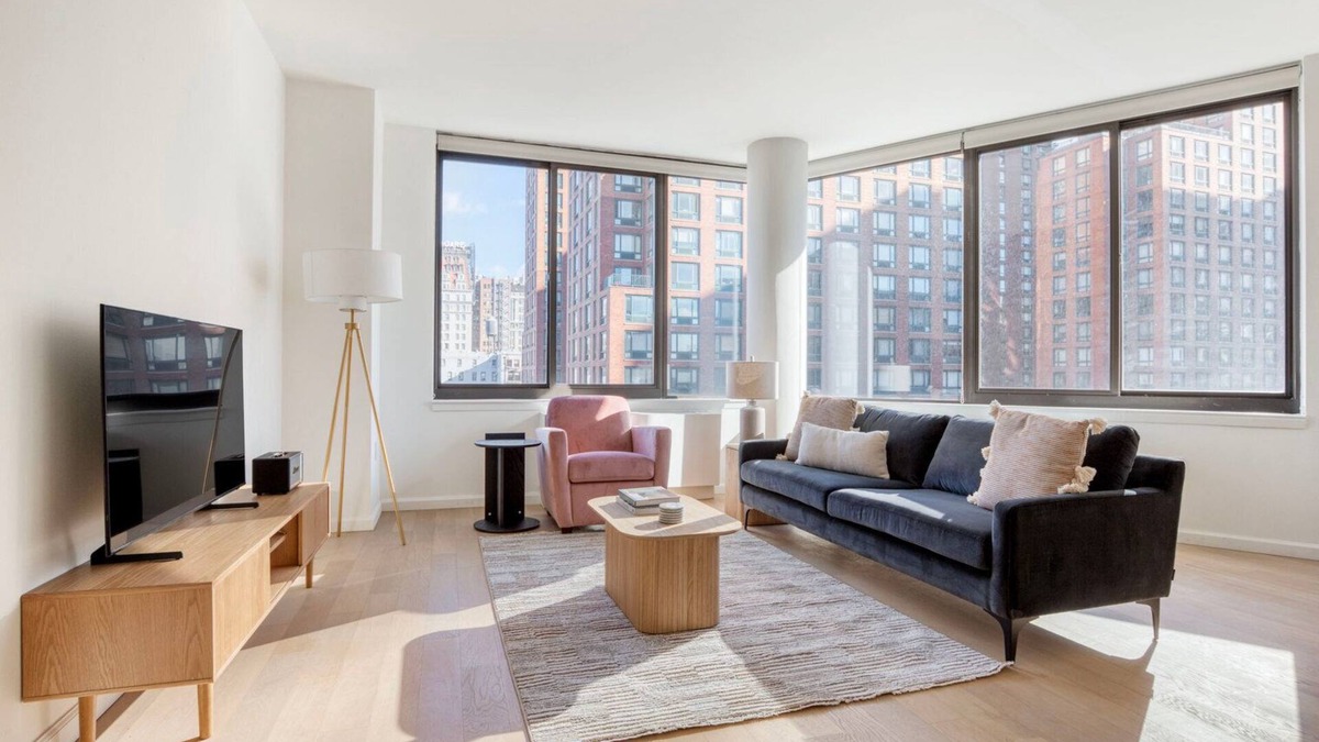 Union Square Apartment | Hip Flatiron 2BR w/Gym & Doorman, nr Union Square Park, by Blueground