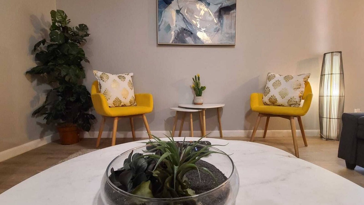 St. Johns Condo | HIP HIDEAWAY