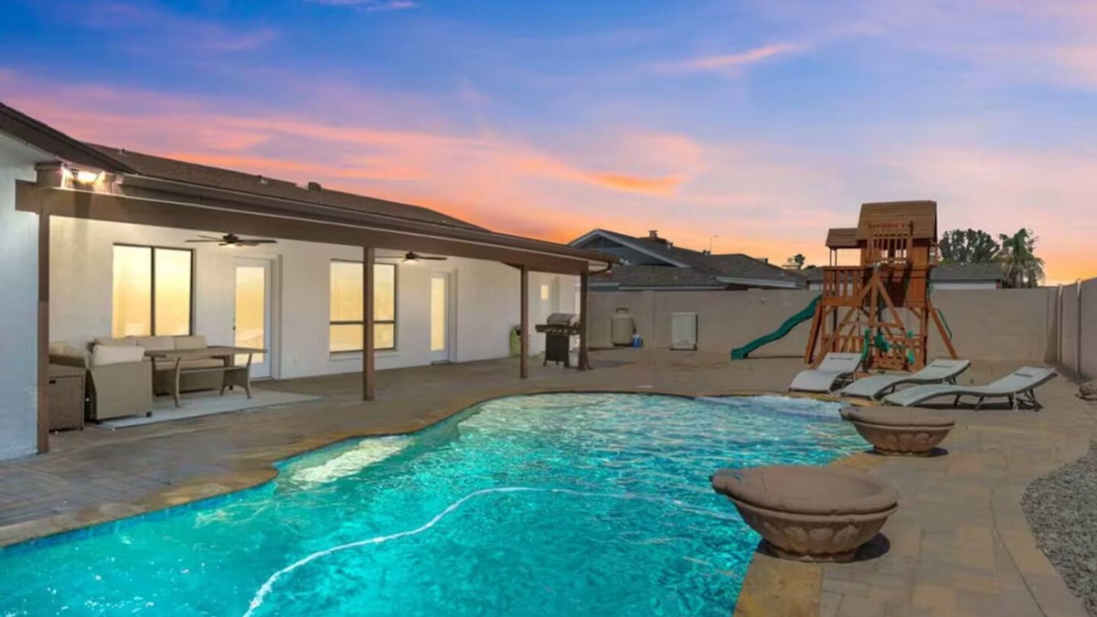 Mesa House | Hip & Modern Oasis + Pool & Spa!nn