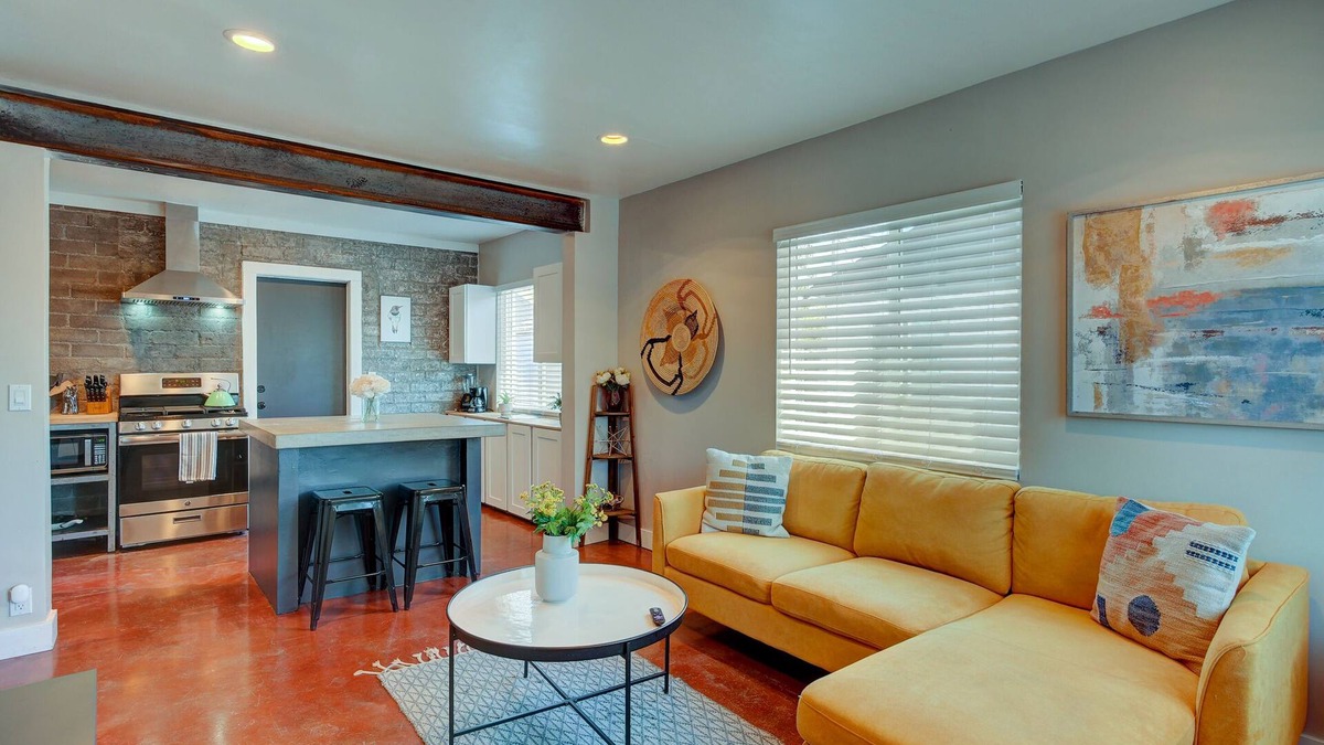 Encanto Condo | Hip, Pet Friendly 1Bed w/Fast WiFi, Near Downtown