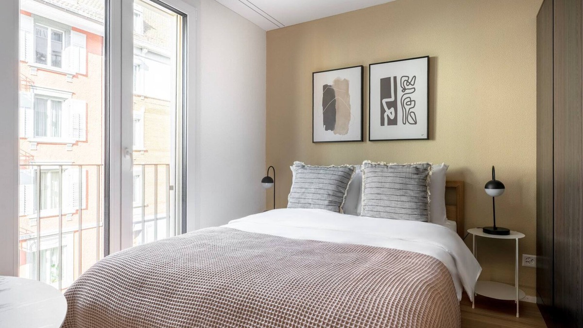 Sihlfeld Apartment | Hip Wiedikon 1.5 Room w/Storage & W/D, 1 min to Market, by Blueground
