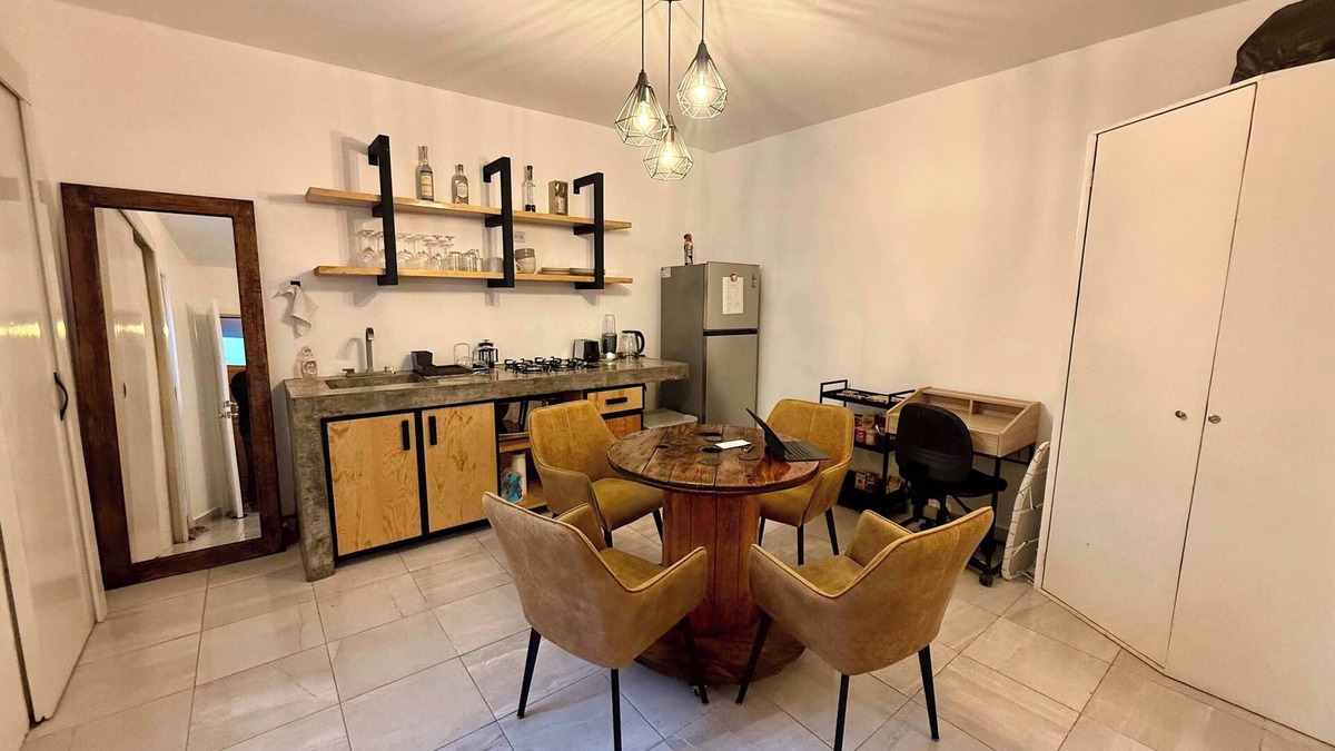 Hipodromo Condesa Apartment | Hipster small HO loft in Esquina del Chilaquil