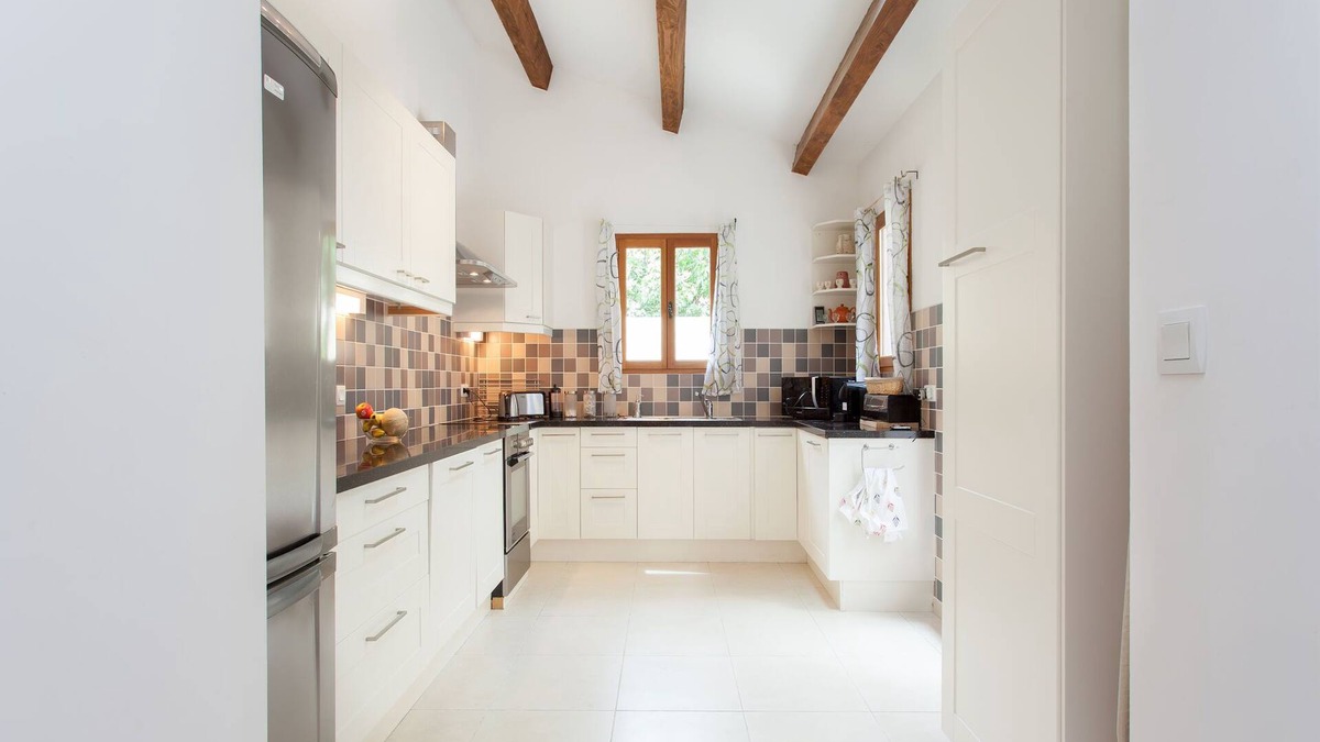 Capestang House | Hirondelle - A beautiful rental home in the heart of The Cathar Country