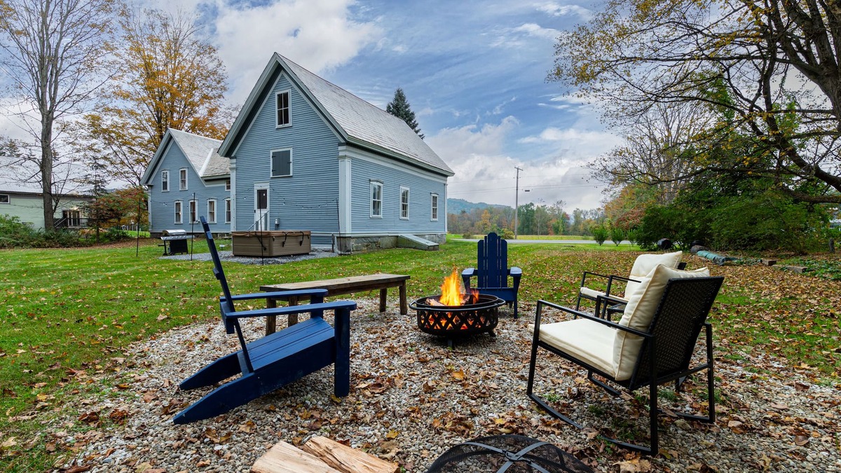 Chester Depot Other | Historic 150-year-old farmhouse, Jacuzzi included