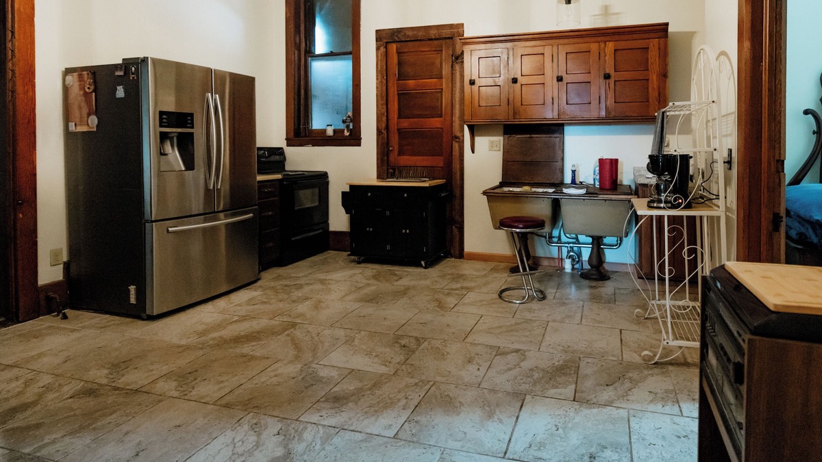 Corry Apartment | Historic 3-bedroom downtown apartment with WiFi, AC in peaceful Corry