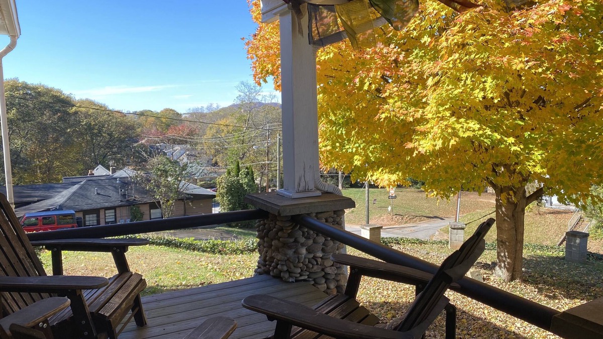 Marietta House | Historic and unique home on the hill, blocks away from the Marietta Square.