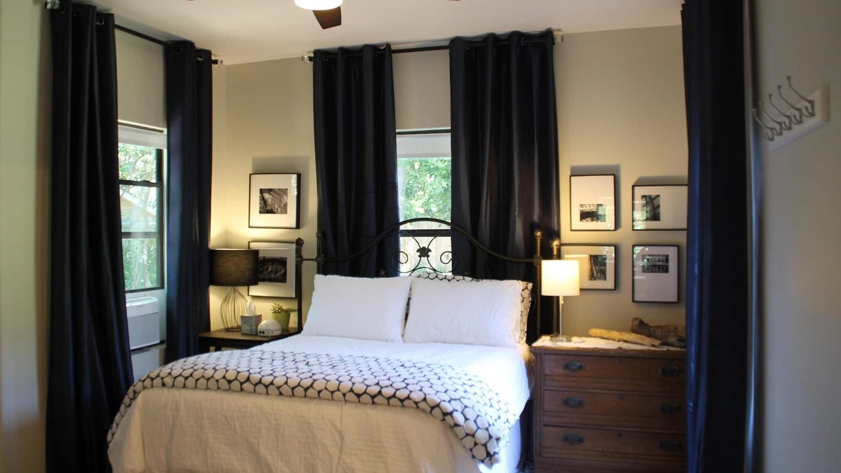 Avondale House | Historic Avondale private guest suite in quiet neighborhood, walk to Boone Park
