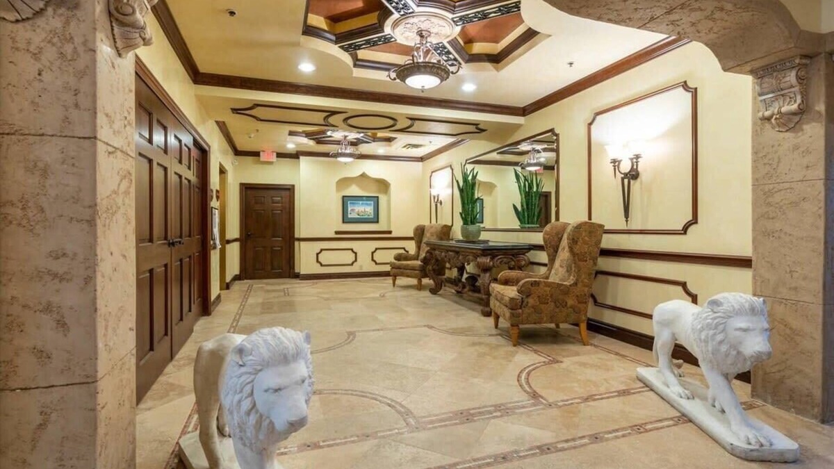 St. Augustine Historic District Condo | Historic Building with Bay Views & City Access