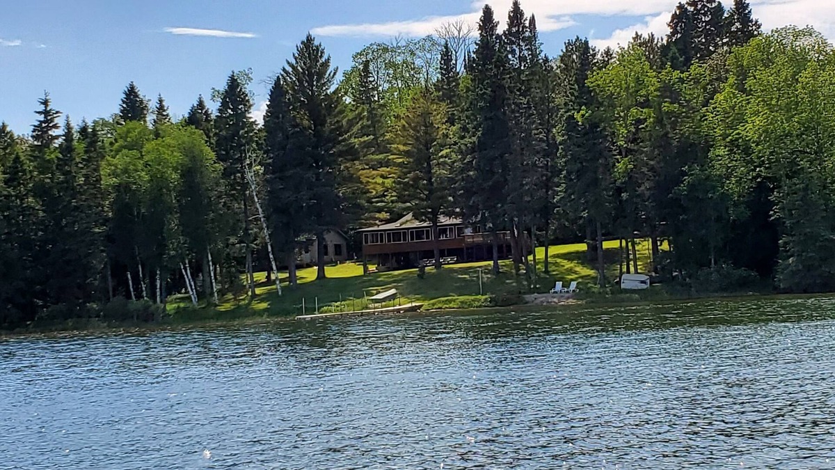 Waubun Cabin | Historic Cabin on Big Elbow Lake. MIDWEEK SPECIALS -June and August