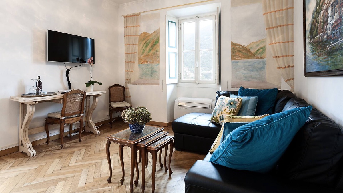 Torno Apartment | Historic Castle with Lake views and Pool