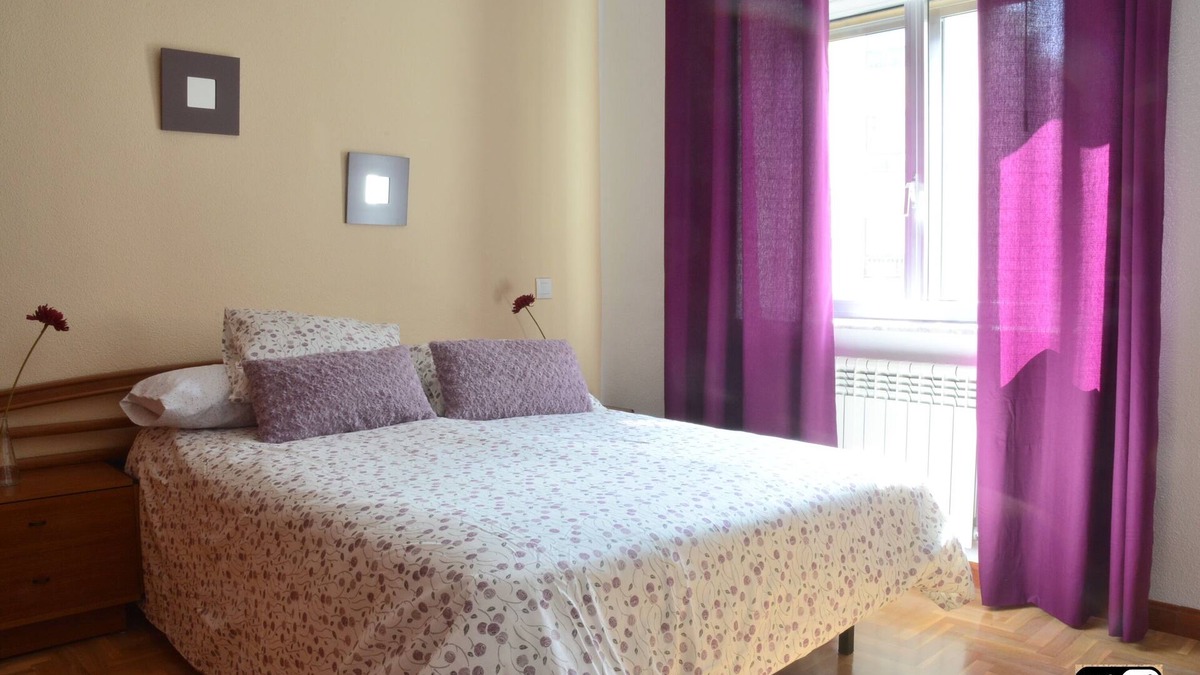 Centro Apartment | Historic Center, Salamanca. 5 people, 3 rooms, 5 minutes from the main square