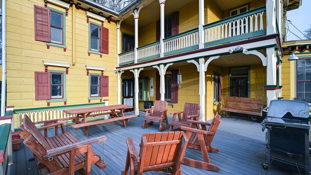 Chambersburg House | Historic Chambersburg Home w/Pool + Game Rooms!